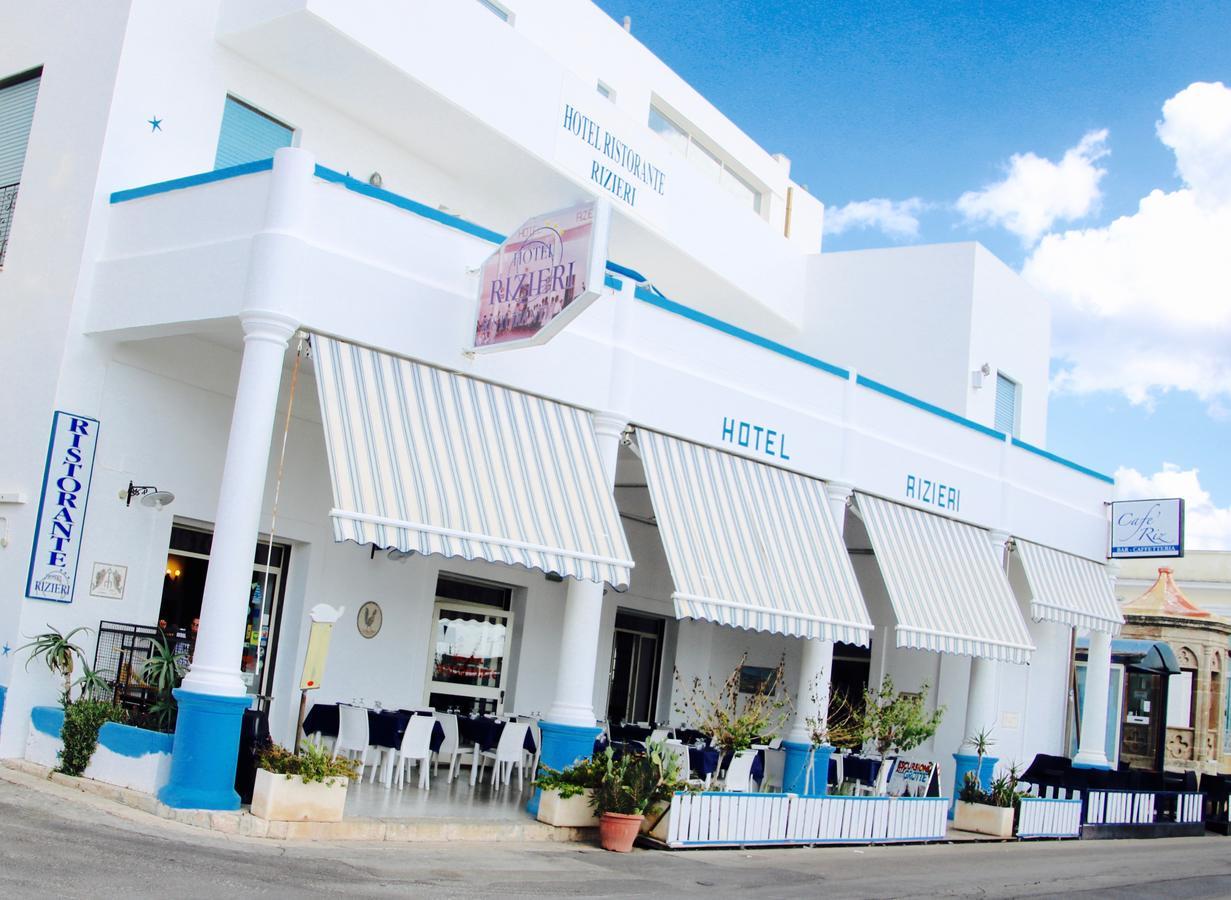 Hotel Rizieri Santa Maria di Leuca Buitenkant foto